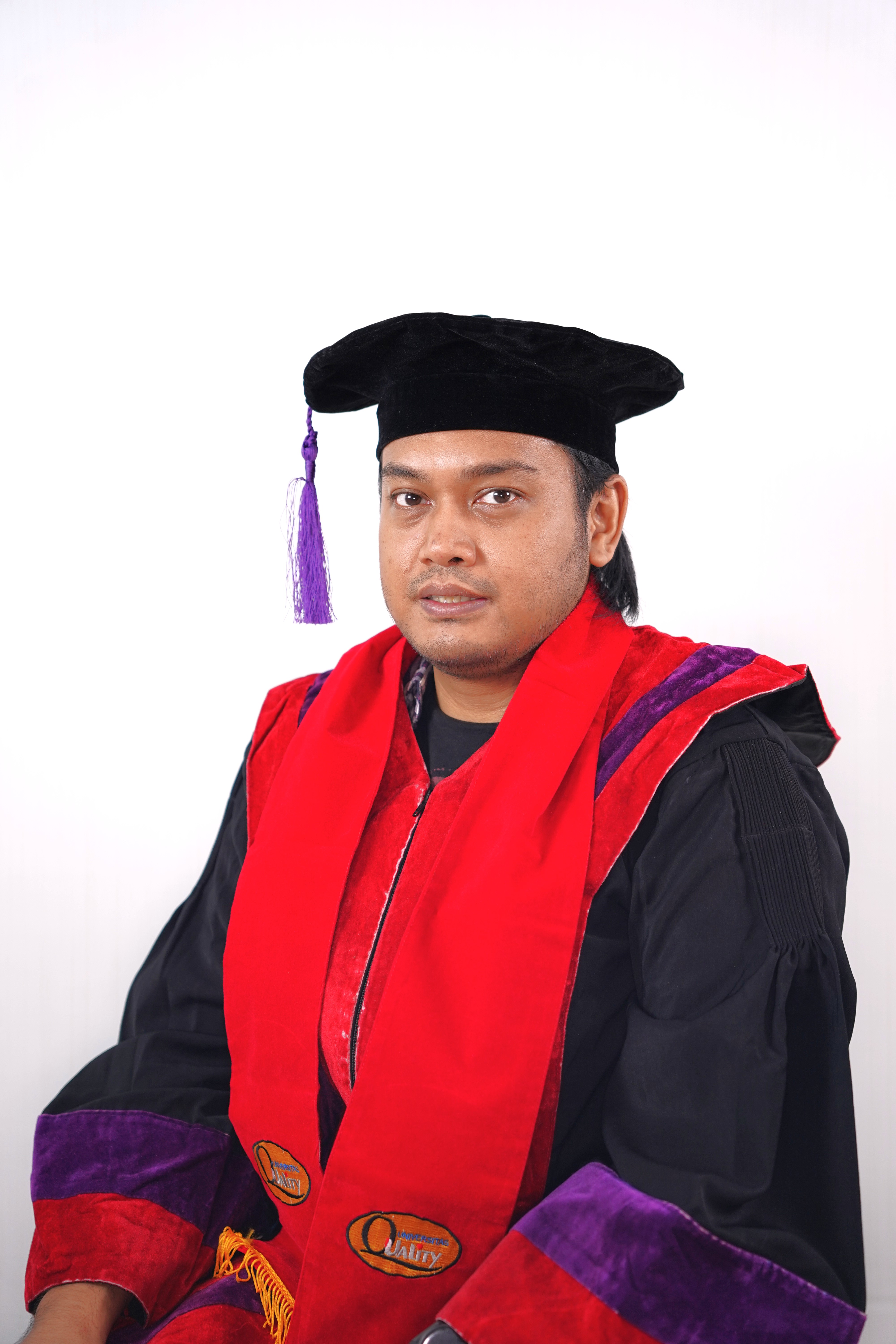 Dr.Aras Firdaus, SH., MH